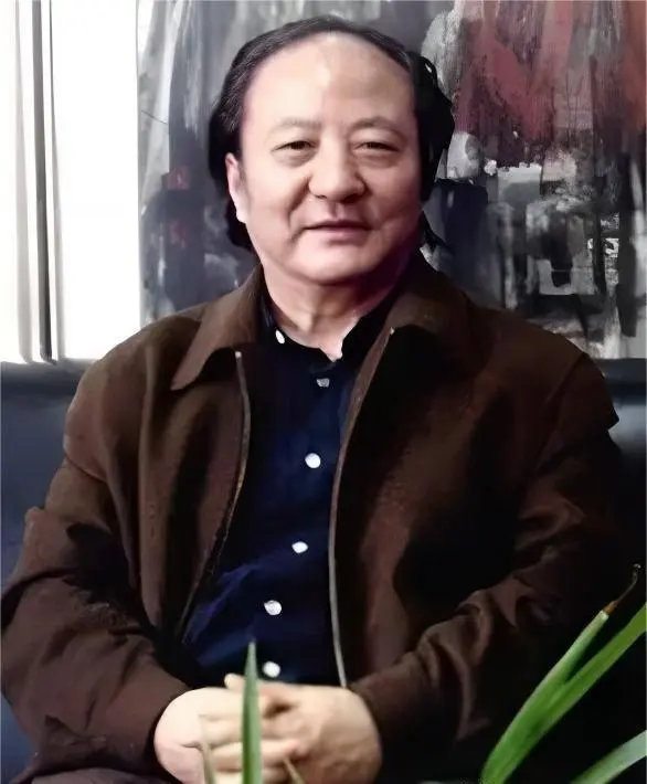 陆鹤龄