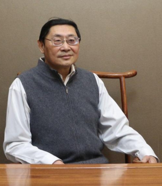 张扬