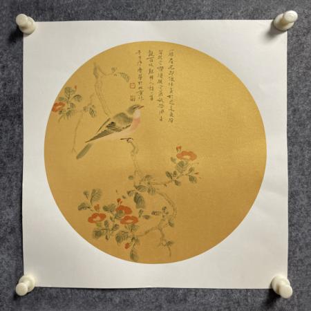 孔庆华花鸟扇面作品《一接春光即便休》