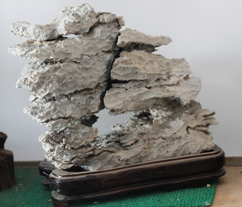 英德石 奇石精品 奇石摆件 灵璧石毛石原石 山峰石摆件 玲珑剔透